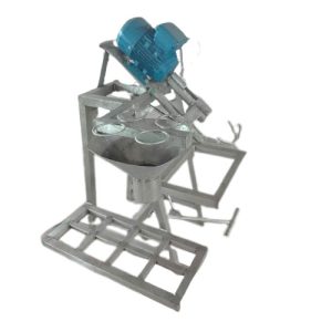 Coconut Extracting Water Machine